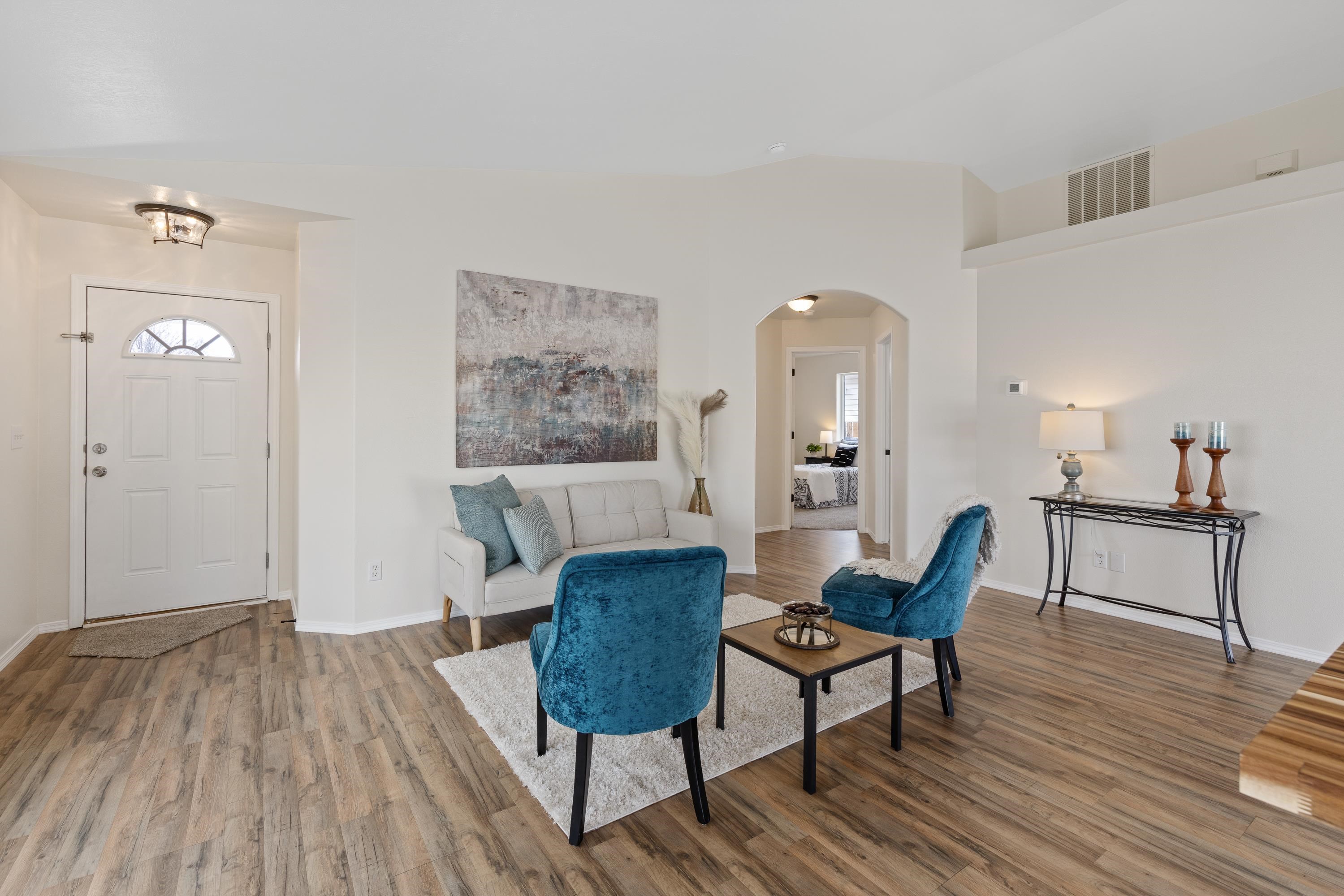 10026 W Barberry Ave