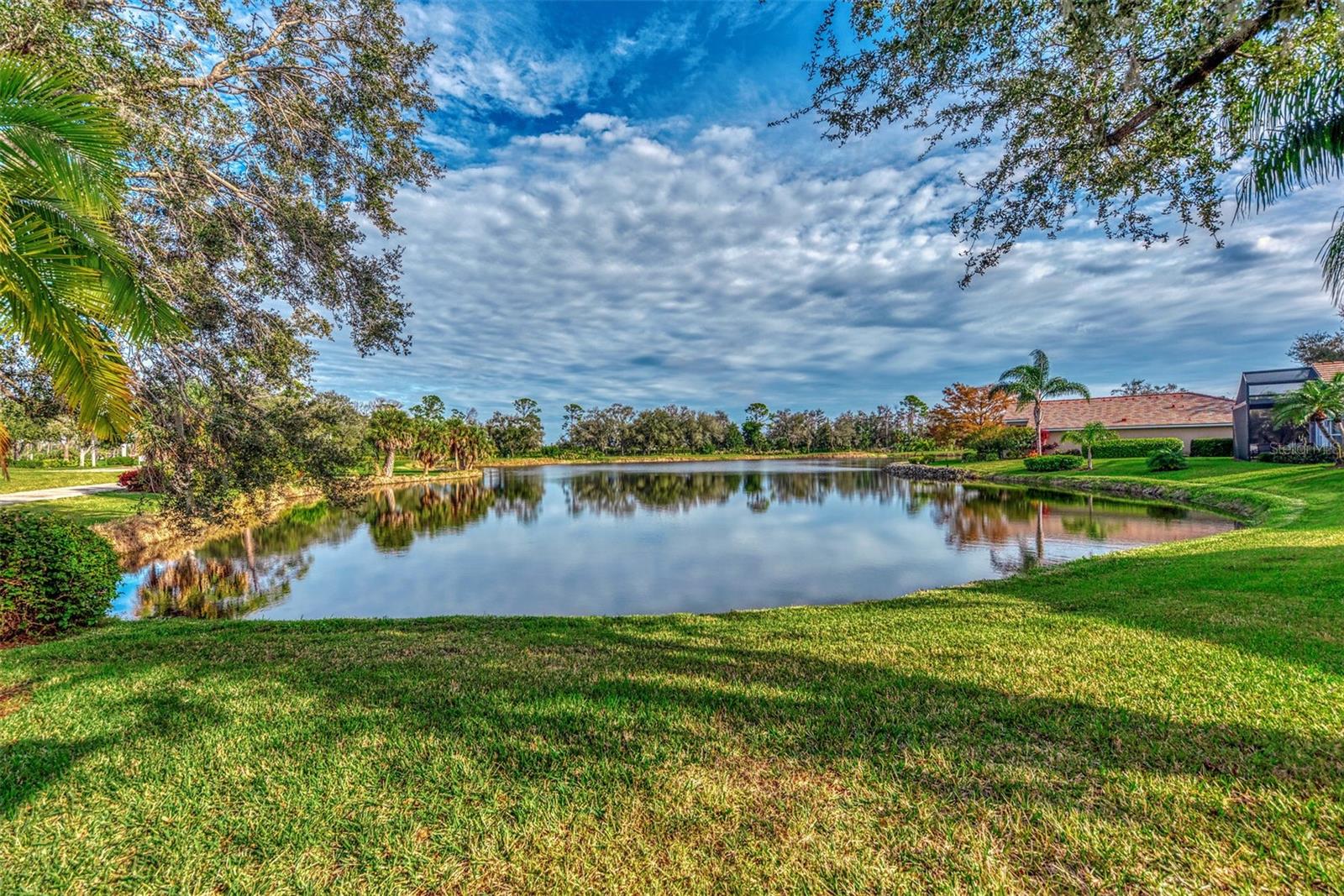 3195 Village Lane