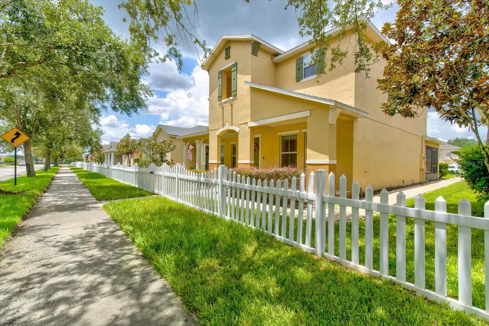2463 Lacerta Drive