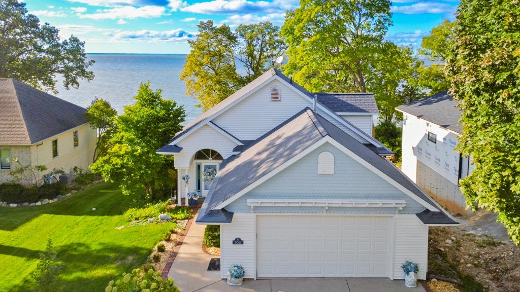5061 Edgewater Beach Road