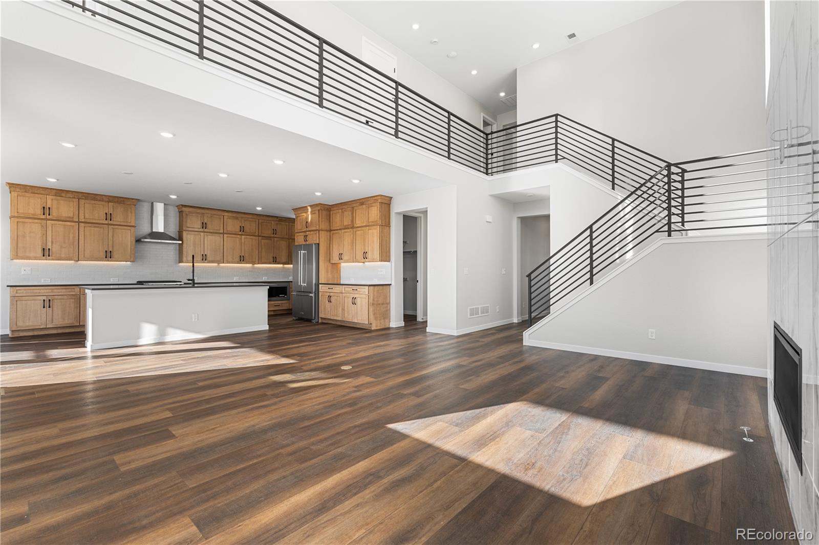 1250 Bridgefield Road