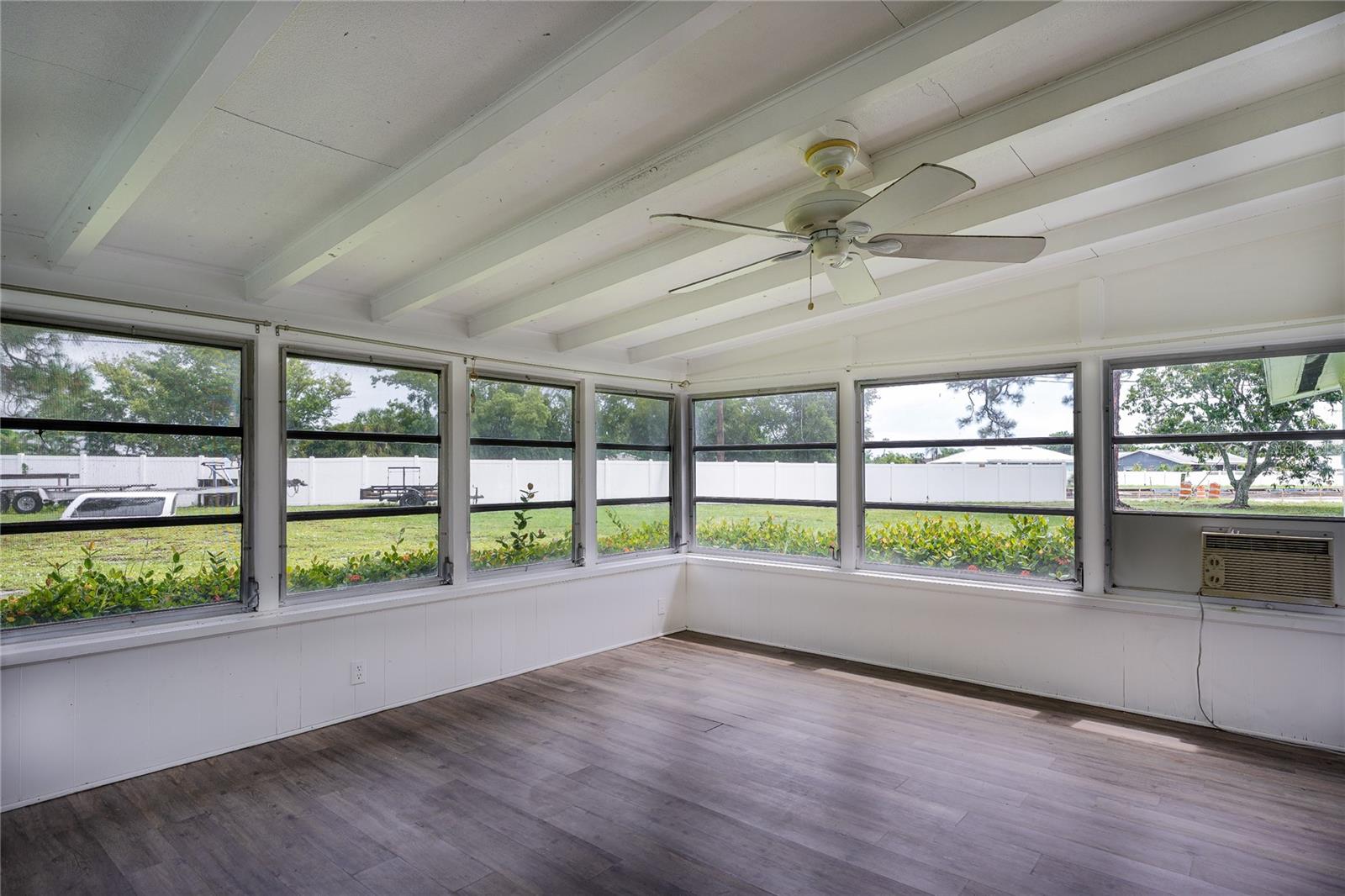 1225 Casabella Drive