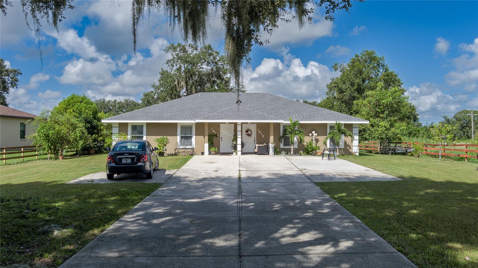 7815 & 7819 118th Avenue E