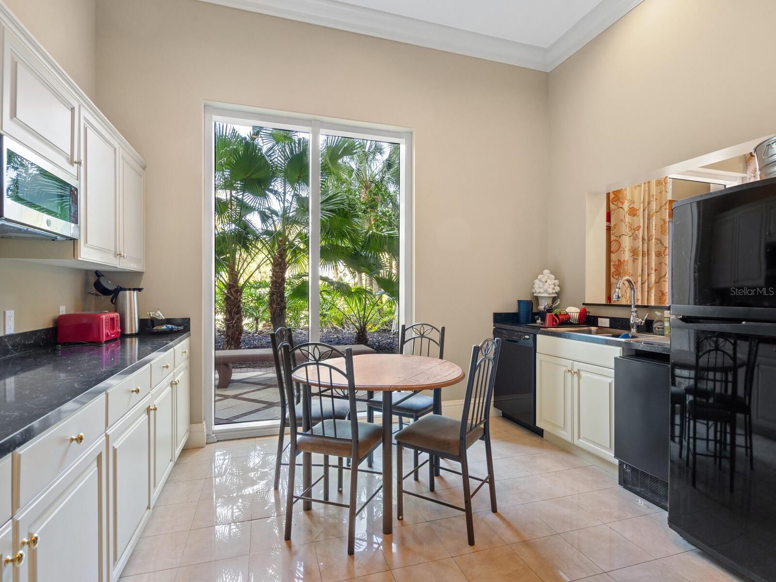 800 N Tamiami Trail 1617