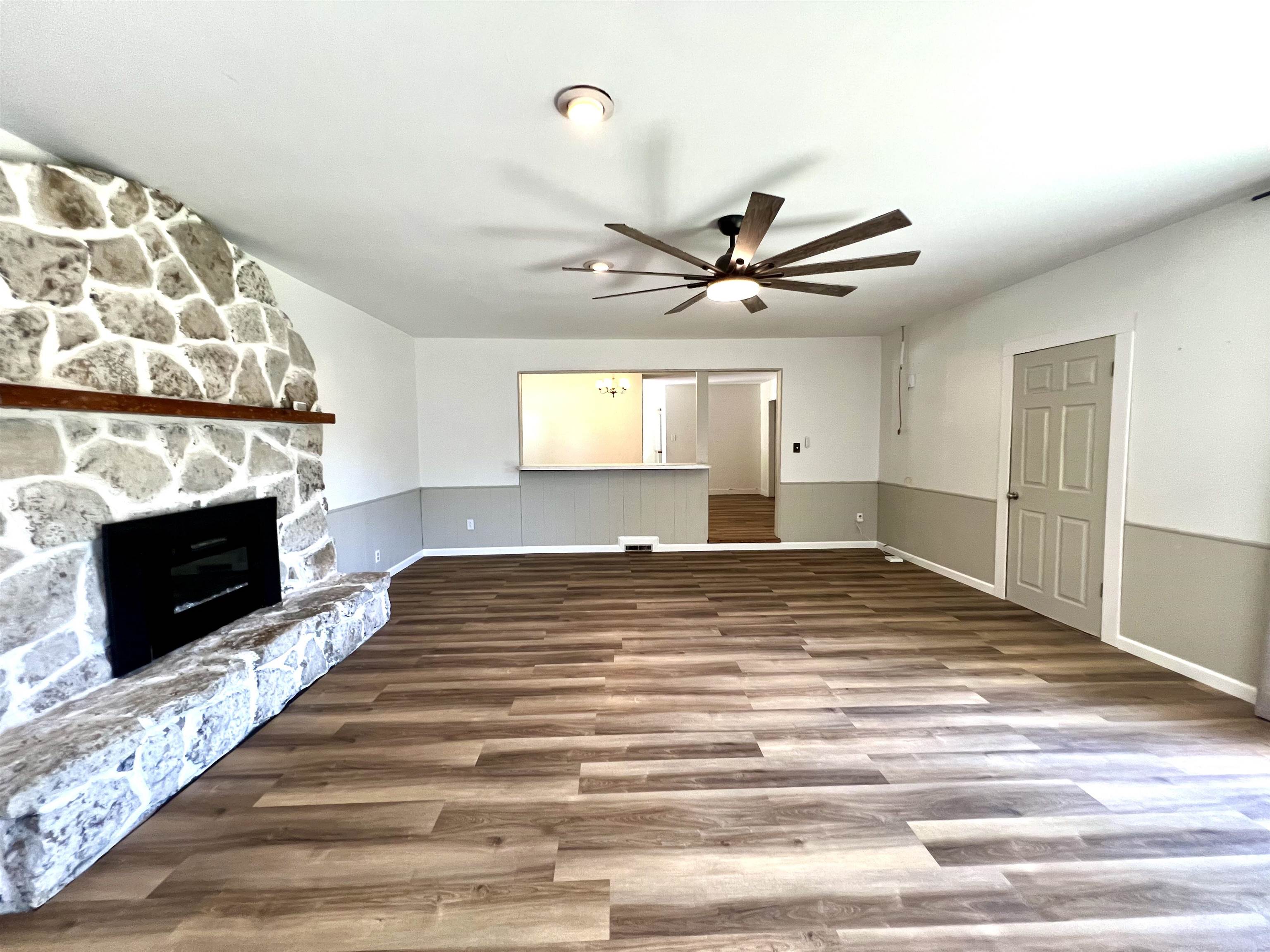 1124 N 7th