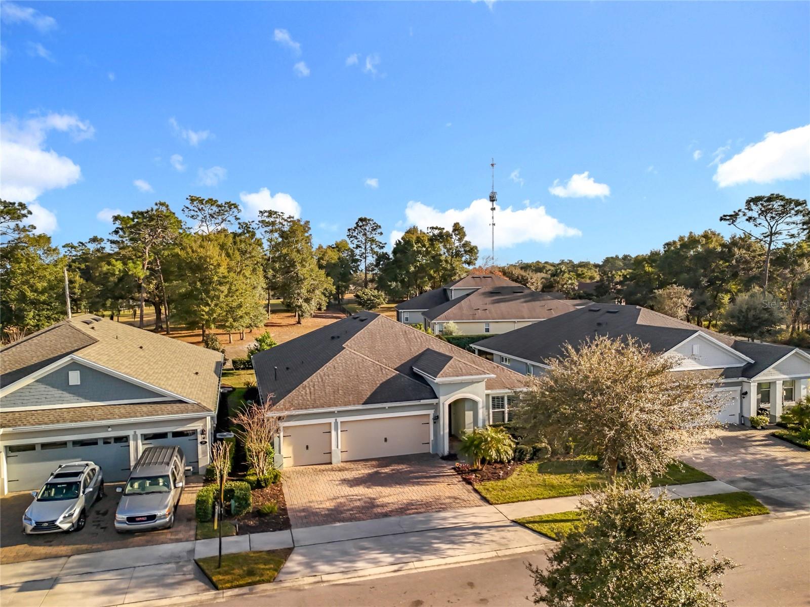 295 Northcote Court