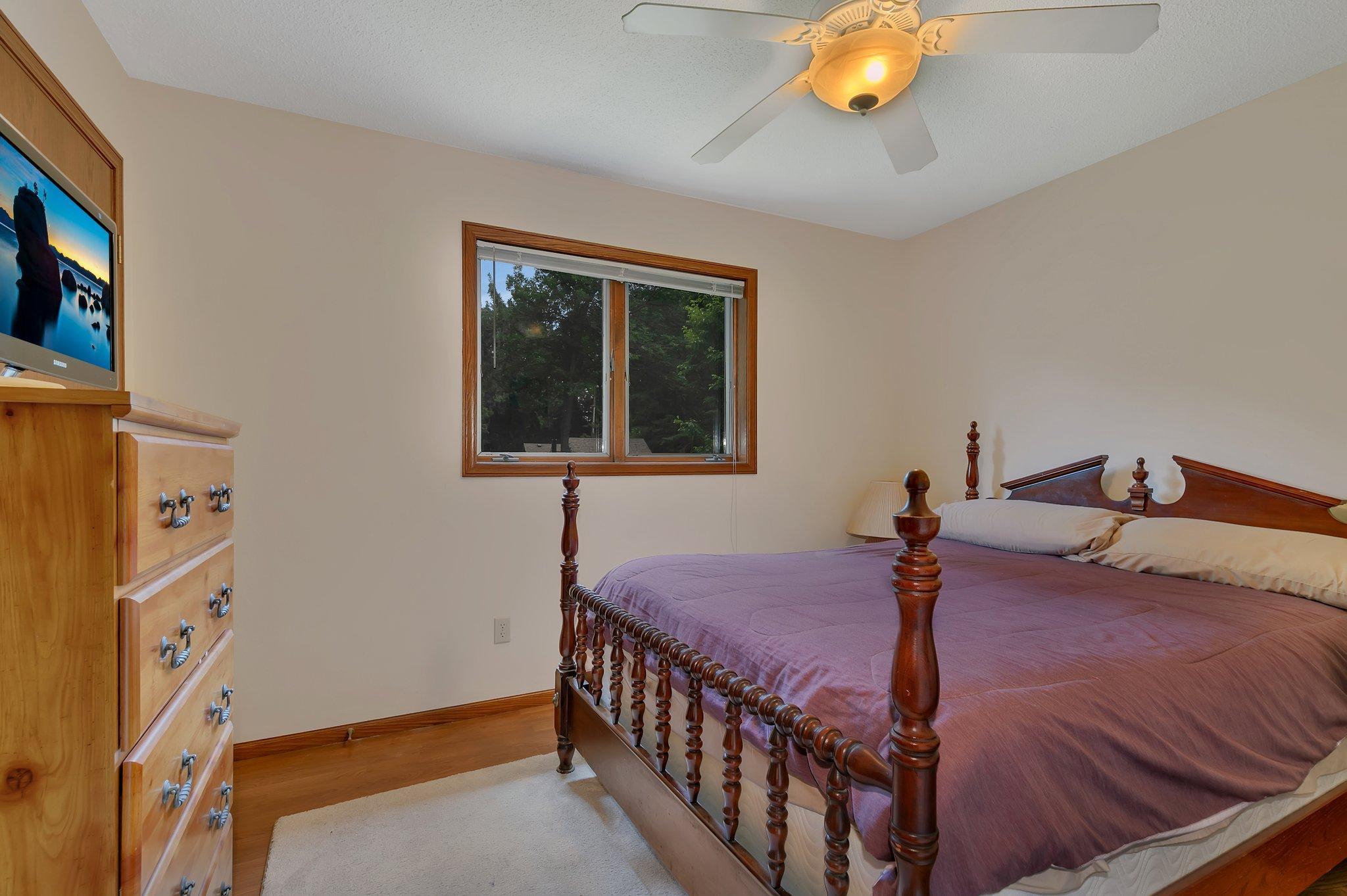 104 9th Avenue N