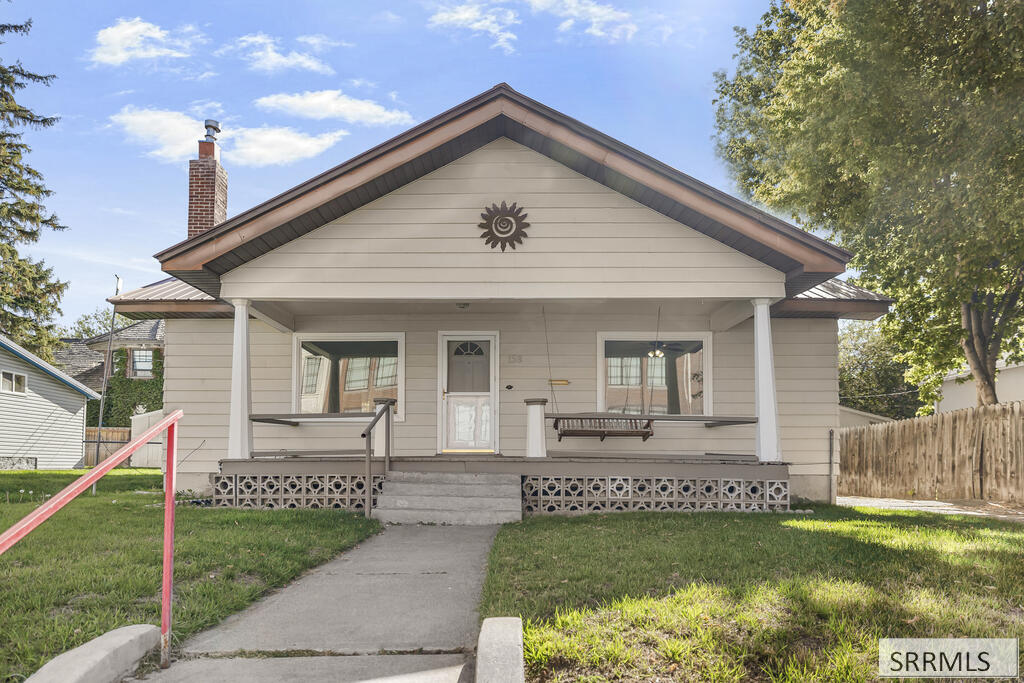 158 N Ridge Avenue