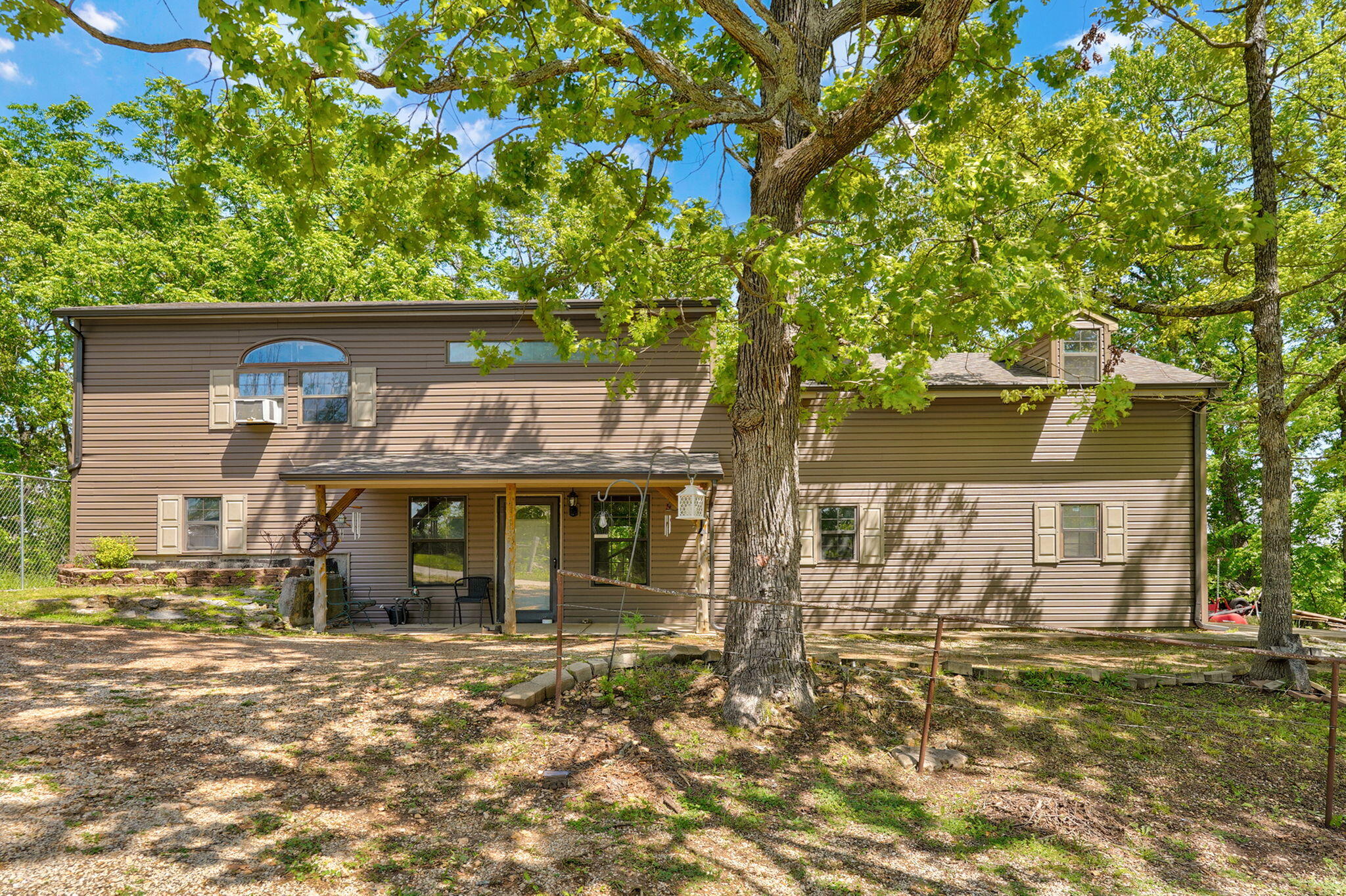 2124 S Marshfield Road