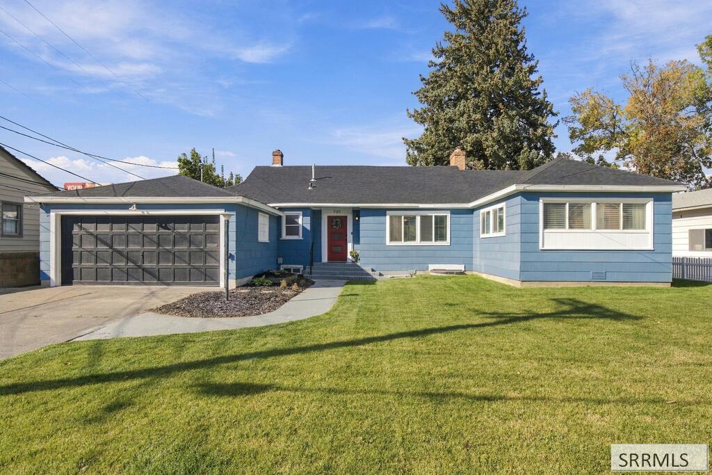 707 Saturn Avenue