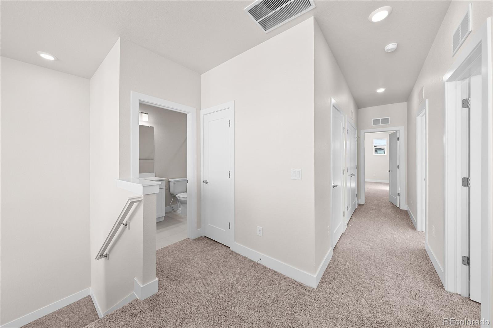 8731 Whiteclover Street