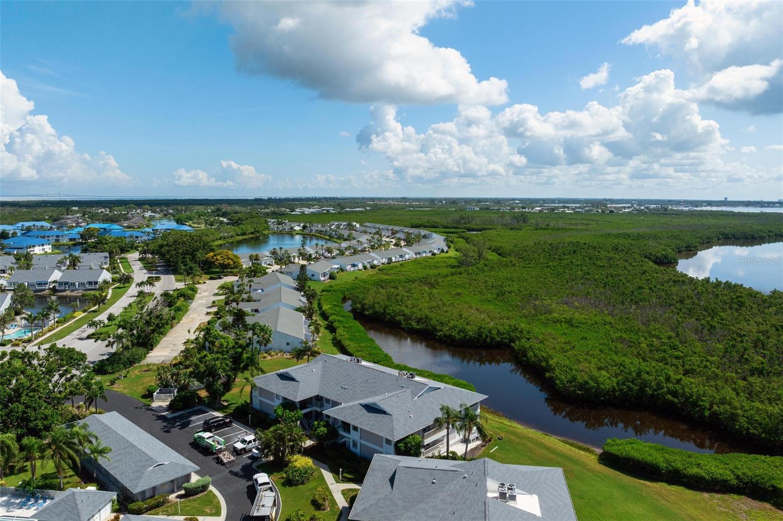 1103 Edgewater Circle 1103