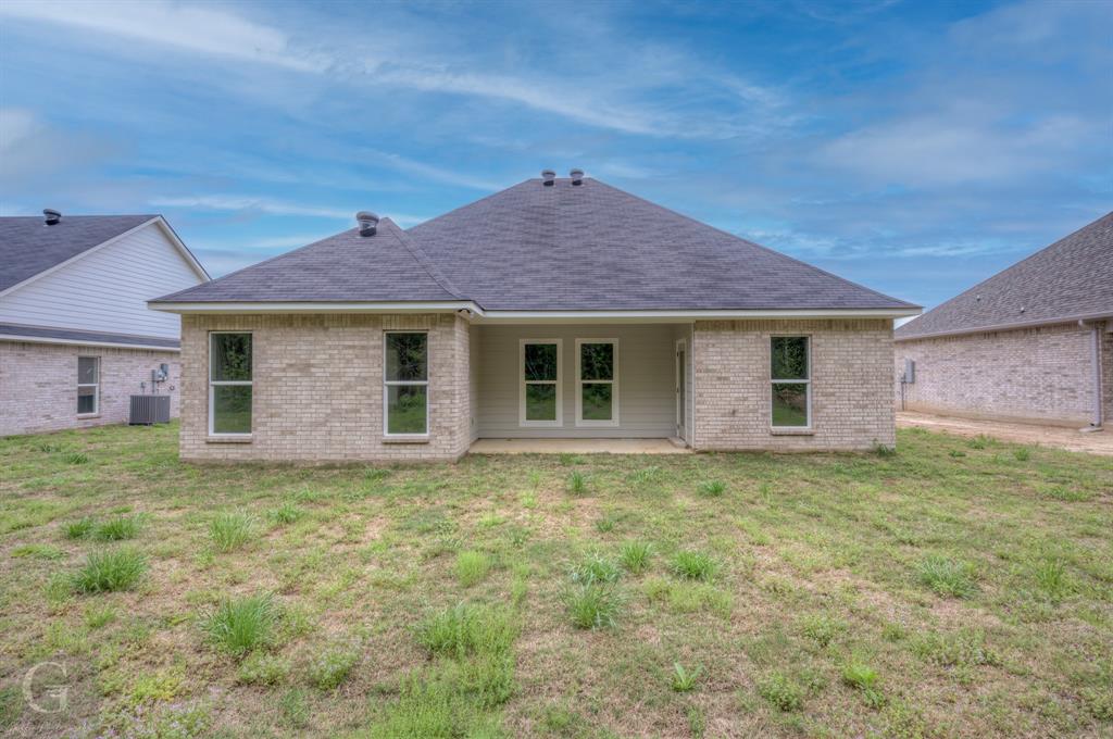 1221 Bayou Bay Court