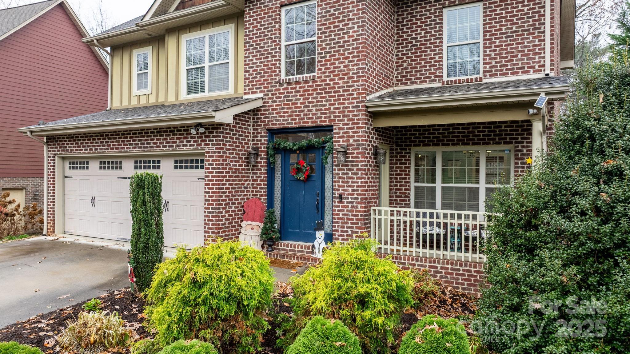 107 Maplewood Court