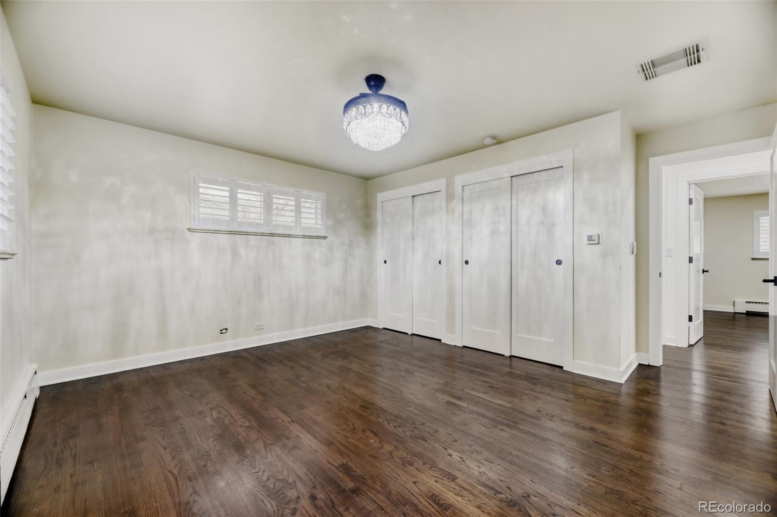 3843 S Elm Street