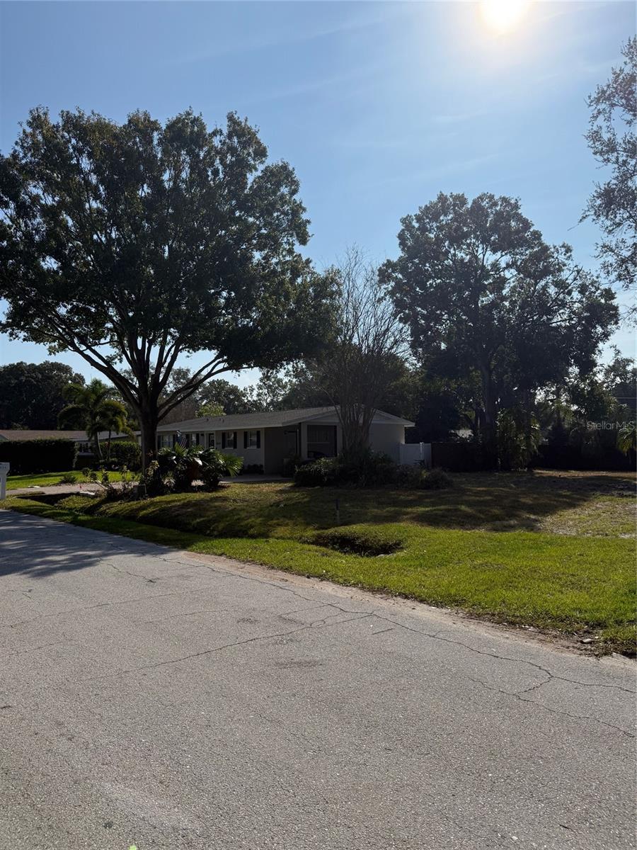 4626 W Bay Court Avenue