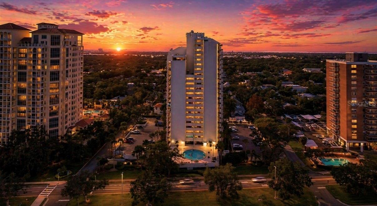 Experience elevated WATERFRONT LIVING at The Pinnacle on Bayshore Boulevard, one of South Tampa’s most architecturally distinctive LUXURY condominiums. This well-maintained residence on the 6TH FLOOR offers a comfortable and inviting layout and provides the perfect opportunity to enjoy the Bayshore lifestyle. The home features a FUNCTIONAL KITCHEN with ample cabinetry and efficient workspace, seamlessly connecting to the light-filled living and dining areas; ideal for both everyday living and entertaining. Large windows invite in NATURAL LIGHT, creating a bright and airy feel throughout the main living spaces. Step outside to your PRIVATE BALCONY, where you can unwind and take in peaceful views and the refreshing waterfront breeze.The PRIMARY SUITE offers generous space, an en-suite bath, and ample closet storage, while the additional bedroom provides flexibility for guests, a home office, or additional living space.Designed by renowned architect Lee Scarfone, The Pinnacle is a boutique waterfront tower with just 93 exclusive residences. Residents enjoy RESORT-STYLE AMENITIES including a heated waterfront pool, two fitness centers, sauna, two observation decks (perfect for both sunrise and sunset views), a recreational room with billiards, darts, and table tennis, private dog park, guest suites, a meeting room with kitchen, controlled access, and on-site security. The HOA includes water, cable, and internet.Ideally located along Bayshore Boulevard, you are just minutes from Downtown Tampa, Hyde Park, top-rated dining, shopping, Tampa International Airport, and the Gulf beaches.A fantastic opportunity to own in one of South Tampa’s most recognizable waterfront buildings—offering LOCATION, LIFESTYLE, and POTENTIAL all in one.