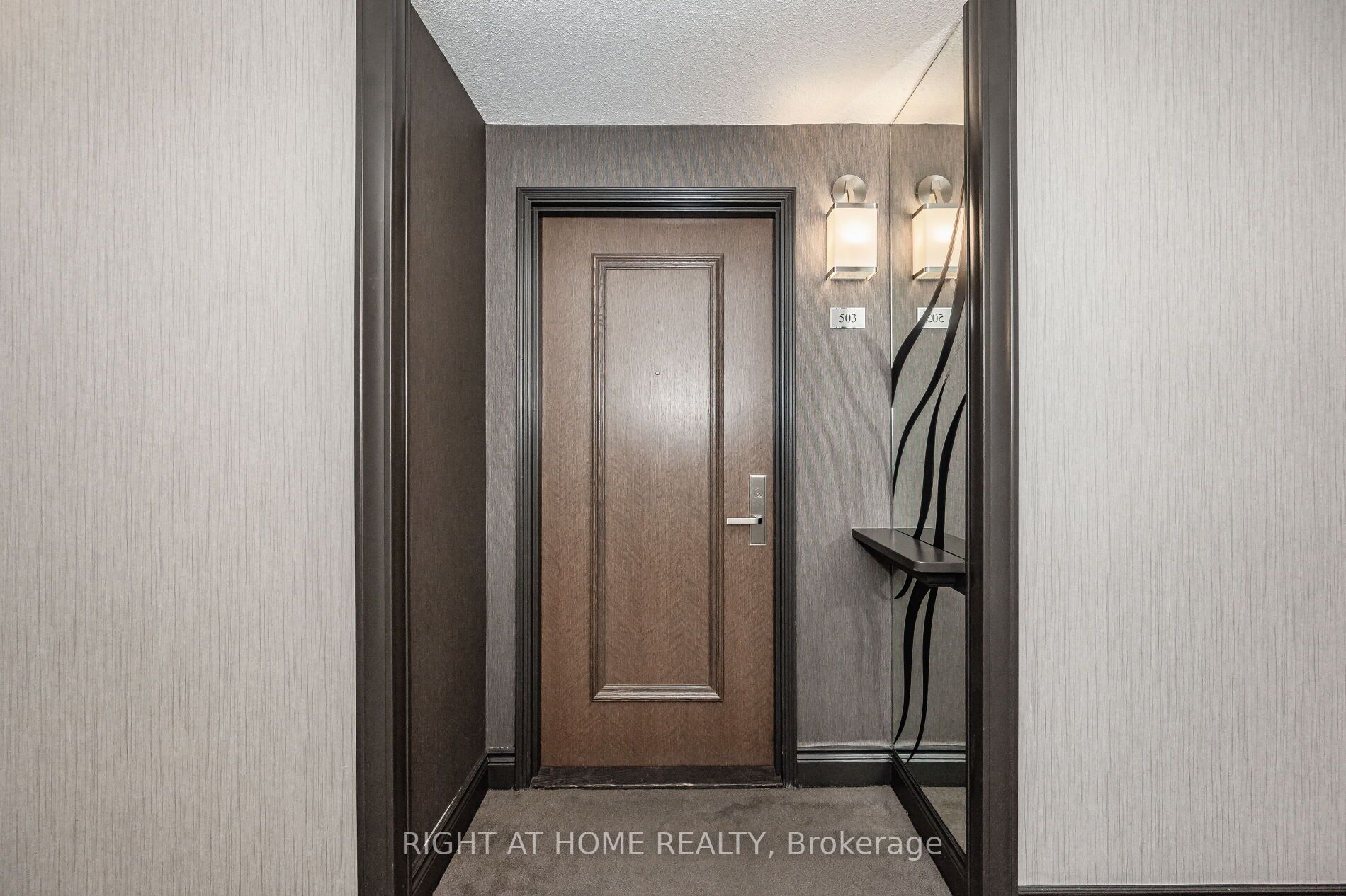 45 Kingsbridge Garden Circ 503