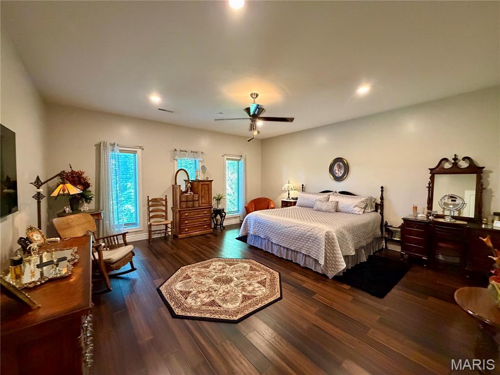 120 El Rancho Drive