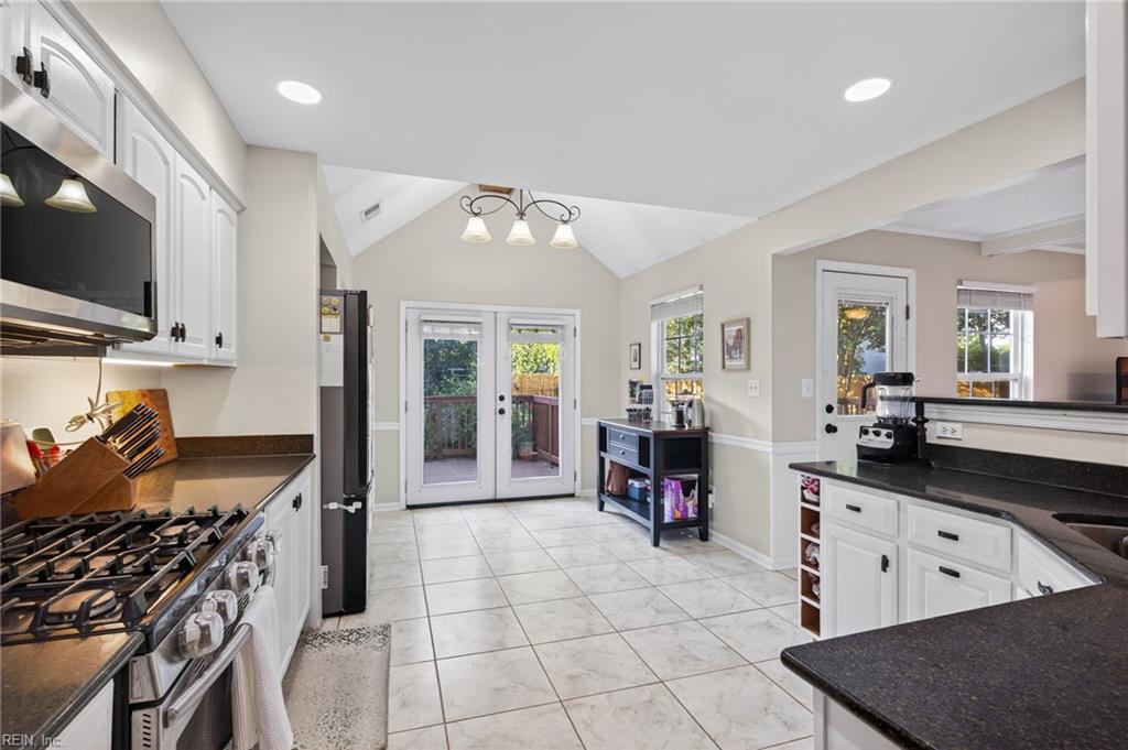 1209 Clearwater Lane