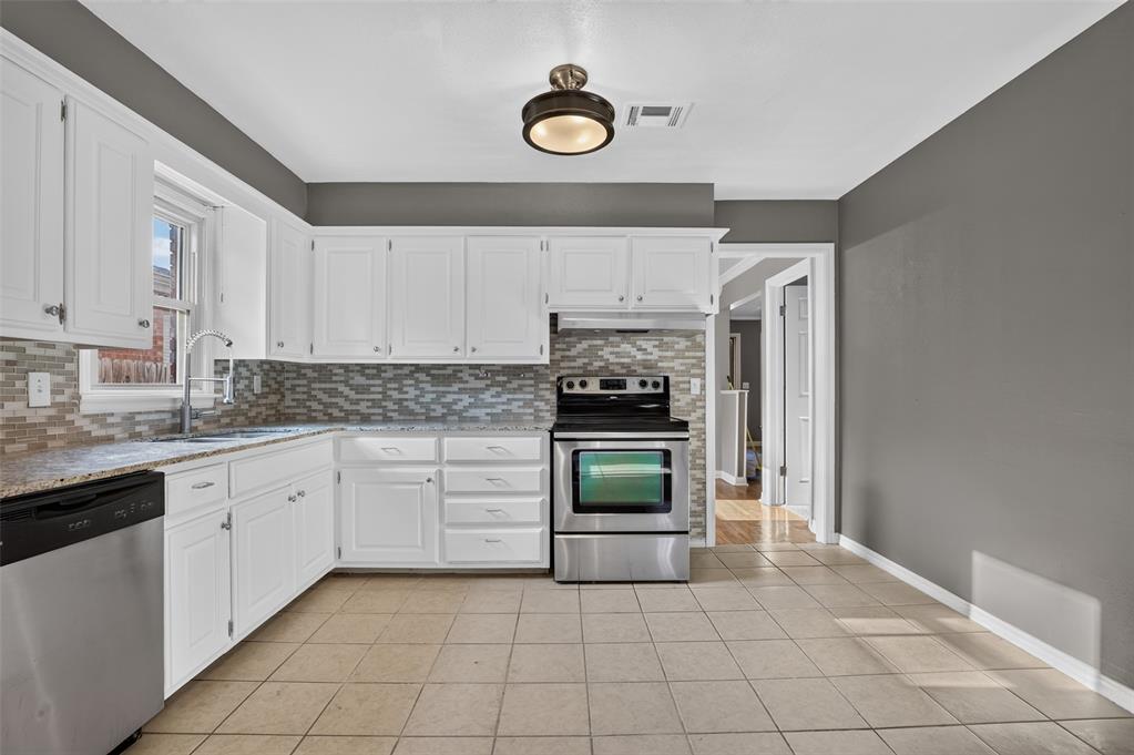 2932 NW 67th Street