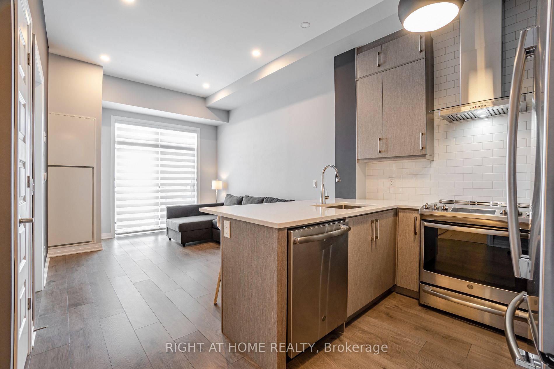 1105 Leger Way 615