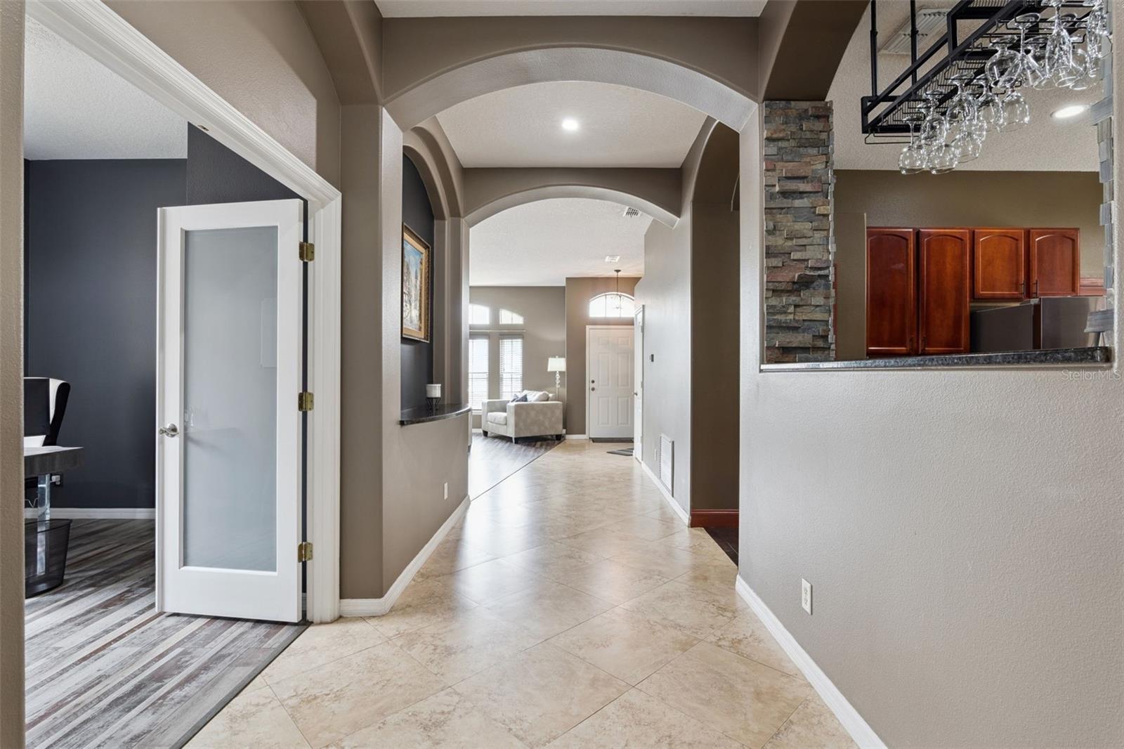 2019 Golden Ivy Way