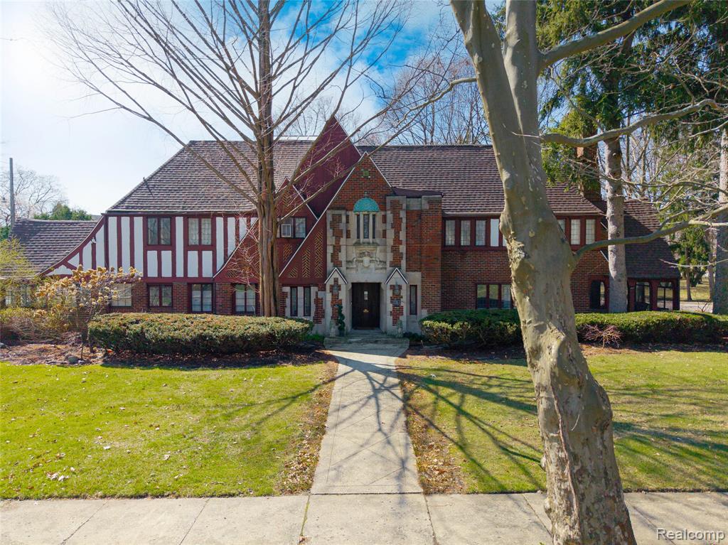 Located in the distinguished Palmer Woods Subdivision - Detroit, Michigan, this prominent -family residence at 1735 Lincolnshire DR presents an exciting opportunity to own a piece of Detroit history with a positive AVR of 1.1 million. This property, designed by C. Howard Crane constructed in 1923, with a new roof, once owned by the owner's of the Penobscot building holds a unique charm and depth of character. With seven bedrooms, celebrated historical attributes, and studio carriage house above the three car garage this property offers an abundance of appeal with period design details including rich woods, original plasterwork, and Pewabic tiles - all intact. Imagine the savings while intently transforming spaces of this Howard C. Crane designed home, increasing property resale, and designing remaining spaces to cater perfectly with modern preferences. This 1923 residence is for the savvy buyer investor, that appreciates architecture and history alike.  AS IS Exclusive for Buyers Seeking long term gains. NEW ROOF 2023, Boilers 2021 - SELLER REQUIRES Proof of Funding. (Information Deemed Reliable but is not guaranteed. Buyer/ BA to verify all relevant information and data.)  Sellers are Moving!!!