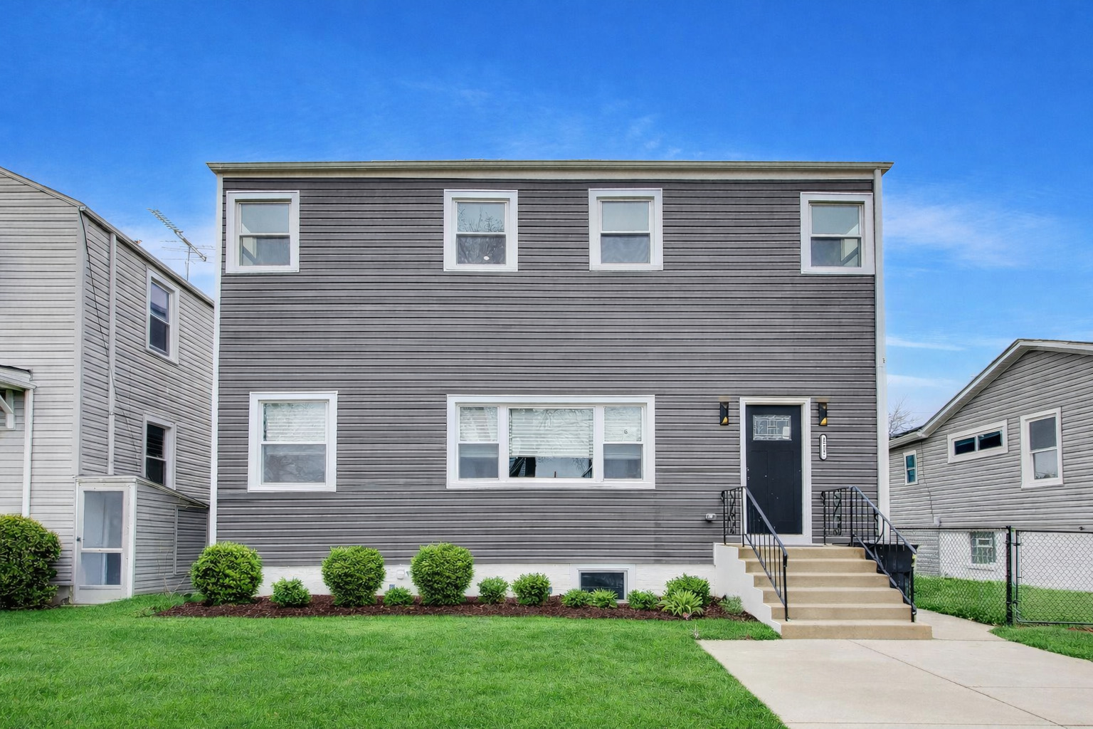 MAGAZINE-CALIBER 4bd+fam rm+formal dining rm+3.1ba  JUST-FINISHED COMPLETE RENOVATION in highly coveted Evanston HS school district on Large Lot off of a Park w/open floor plan, GRACIOUS ENTRY foyer, TALL CEILINGS, BRAND NEW custom CHEF'S EAT-IN QUARTZ KITCHEN that opens to a BREAKFAST AREA & FAMILY ROOM w/FIREPLACE, SEPARATE formal DINING ROOM (Which can be Home Office/Flex Space), convenient 4TH BEDROOM/OFFICE/GUEST Bedroom WITH ADJACENT BATHROOM ON LOWER LEVEL, 3 bedrooms/2 baths up incl BRAND NEW SPA-CALIBER BATHS INCL PRIMARY SUITE w/OVERSIZED SHOWER; MULTIPLE CLOSETS THROUGHOUT, PARKING IN DRIVEWAY AND CONVENIENT FIRST FLOOR LAUNDRY ROOM! BRAND NEW FURNACE/WATER HEATER/WINDOWS AND SIDING. TURN KEY AND READY TO MOVE IN!