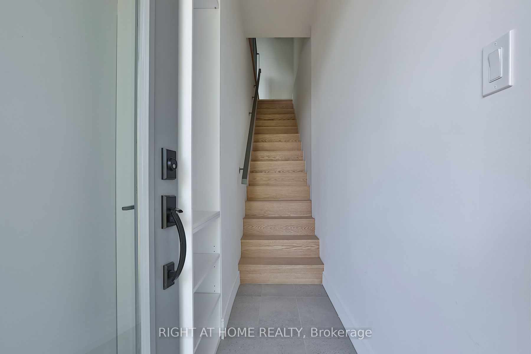 1169 Davenport Rd Unit 3