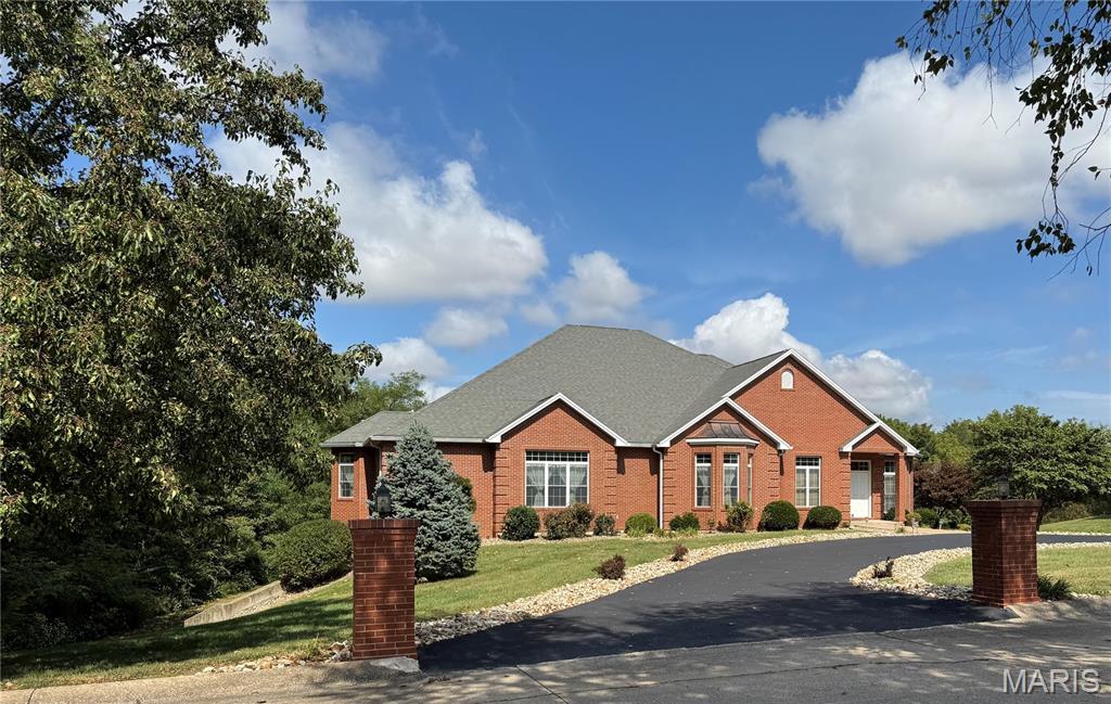 171 Rolling Meadows