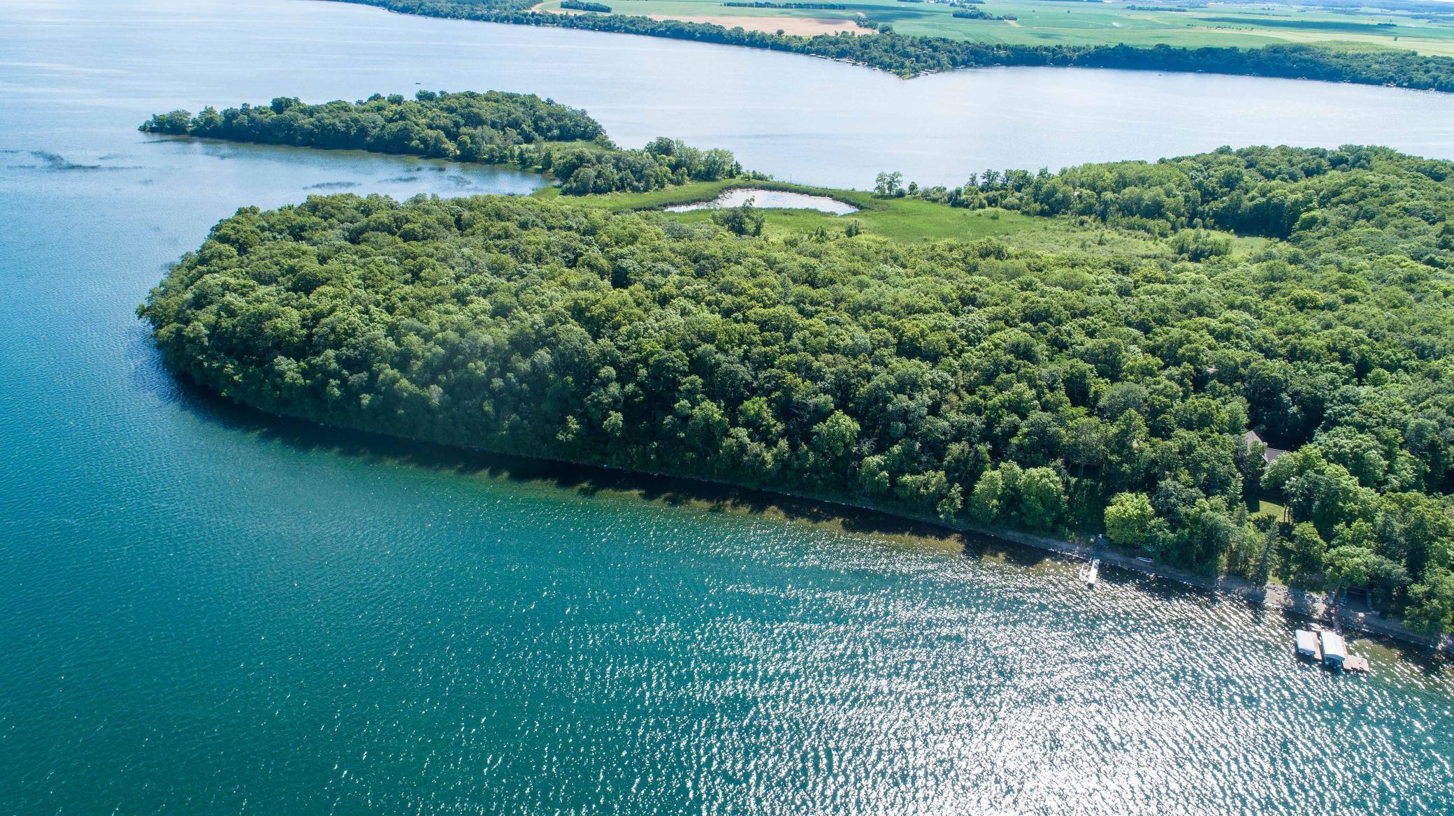 39060 Peninsula Lane