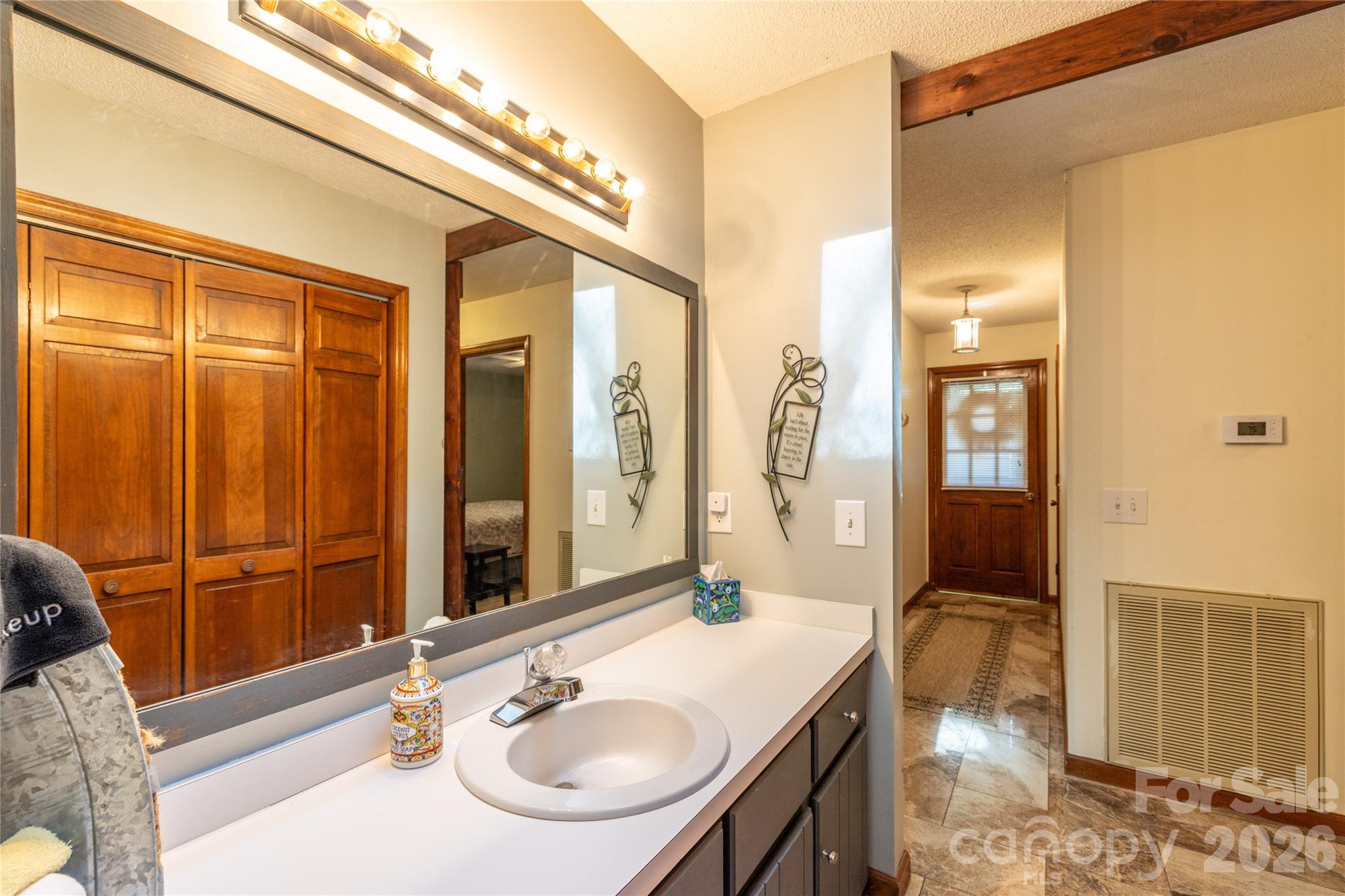 281 Jubal Reeves Circle