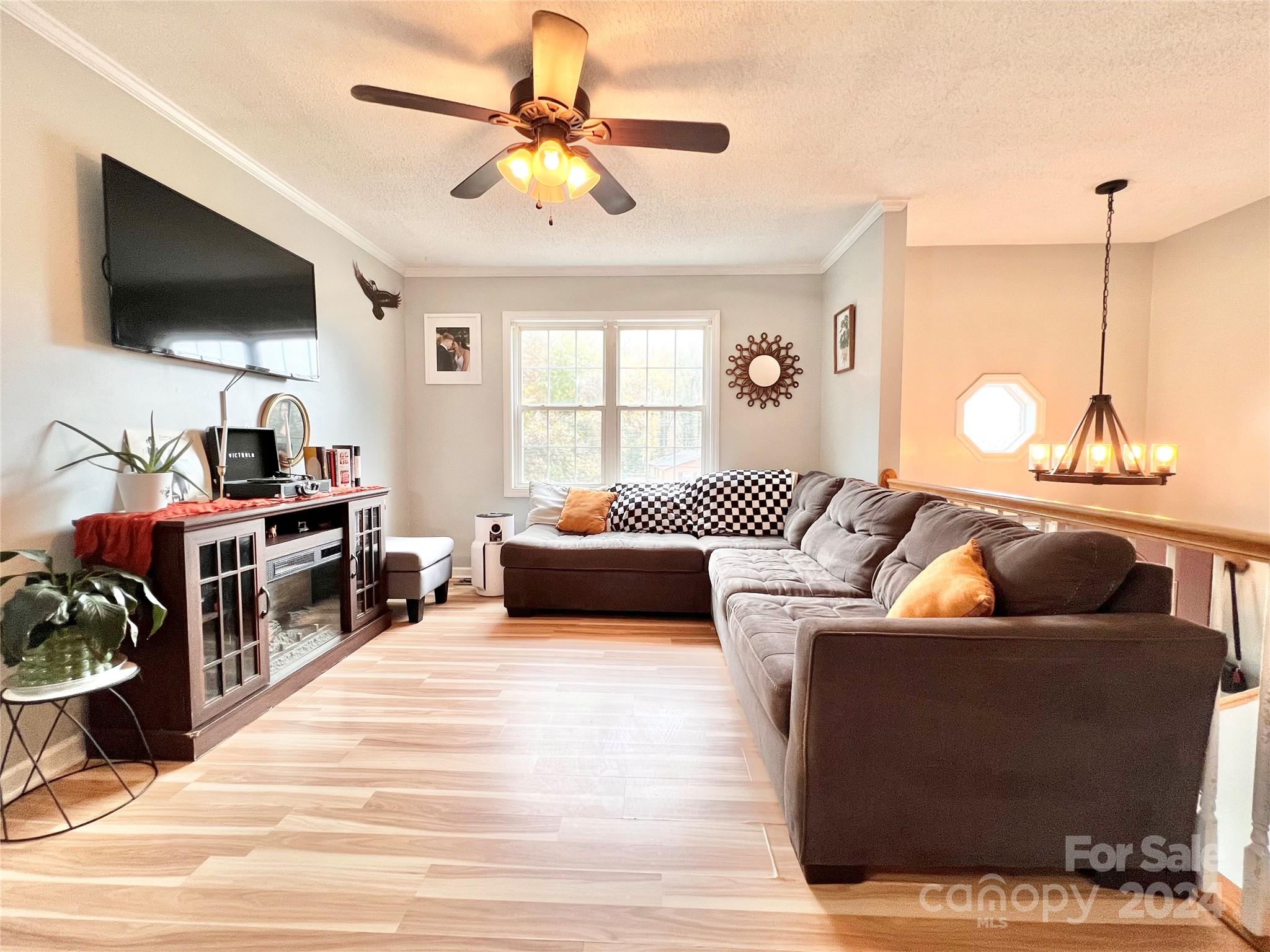2115 Blue Ridge Circle