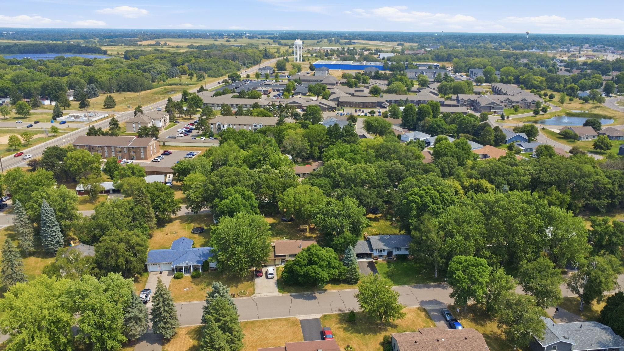 214 Highview Drive W
