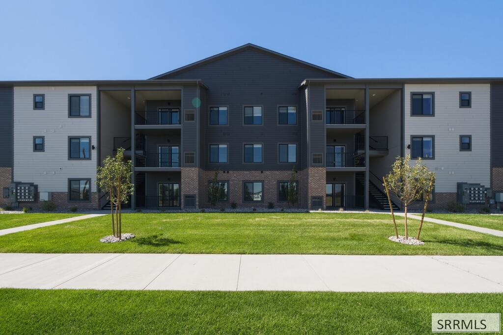1142 #207 S Skyline Drive207 