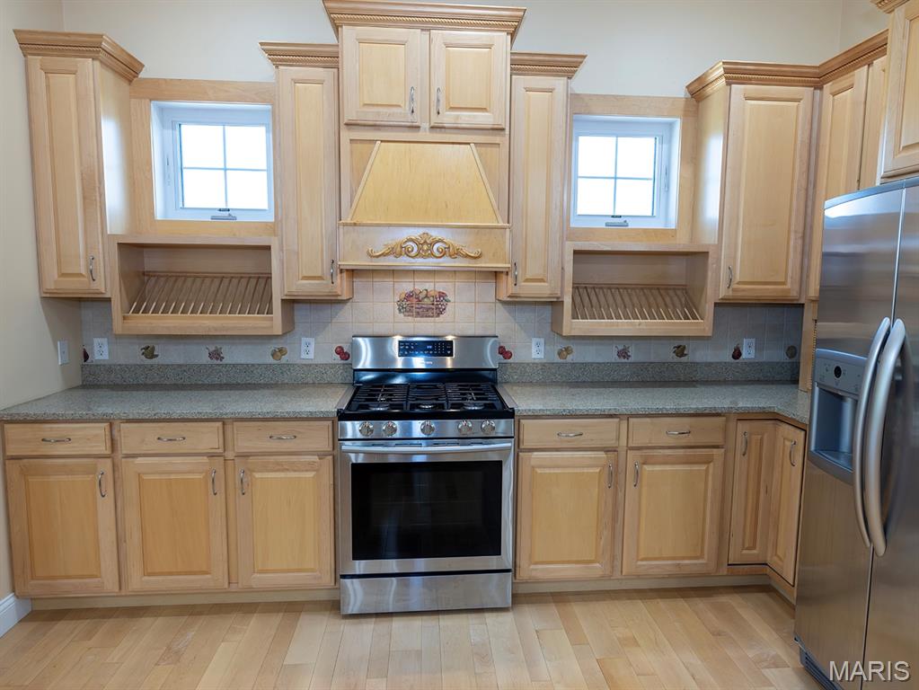 171 Rolling Meadows