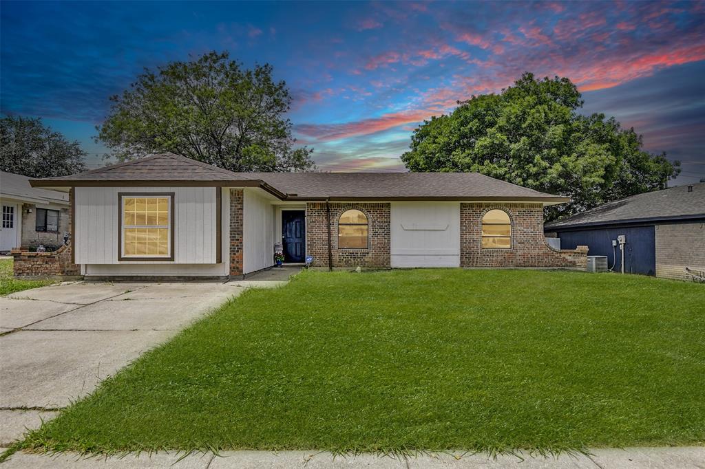 1105 Hickory Hill Drive