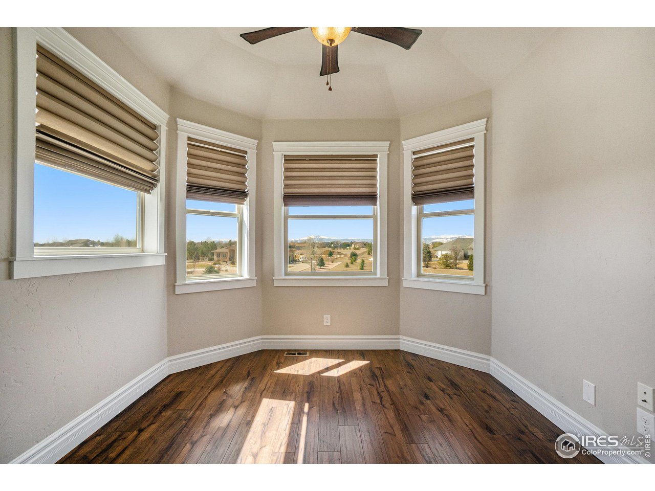 8734 Longs Peak Cir