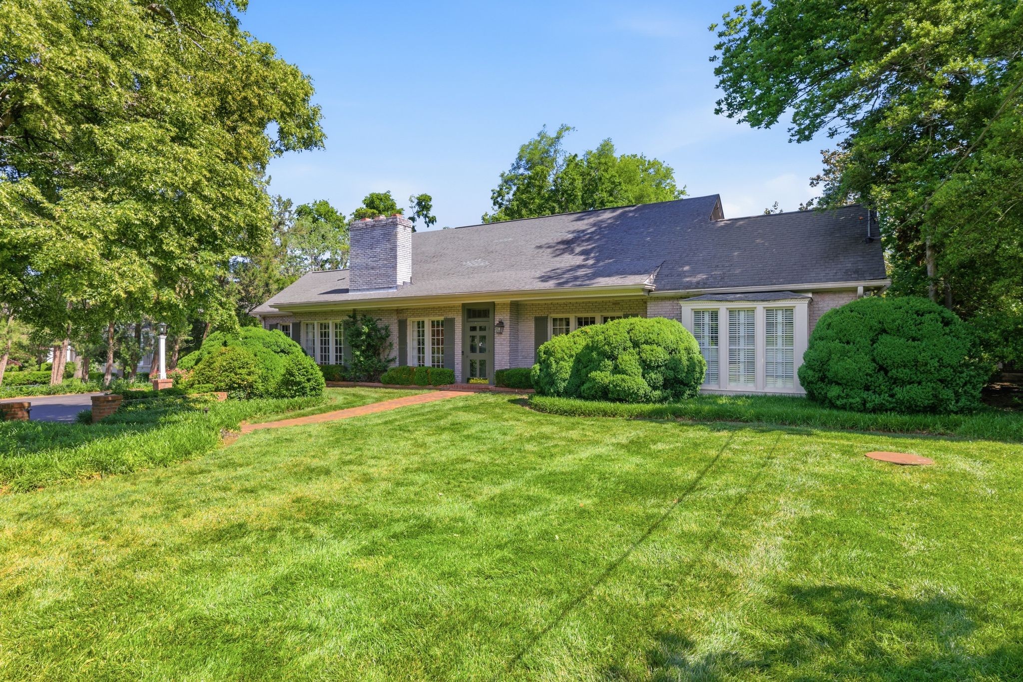 208 Jackson Blvd