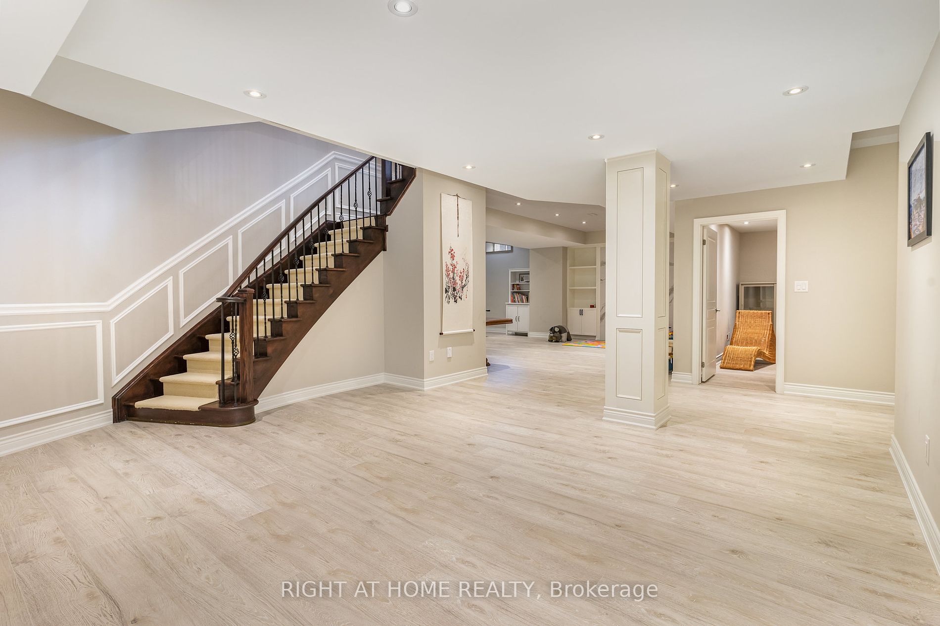 185 Cook's Mill Cres