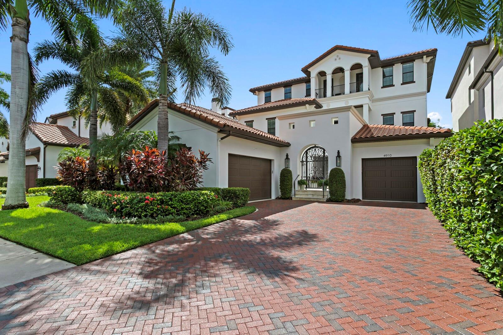 4910 Carranza Court, Tampa, FL