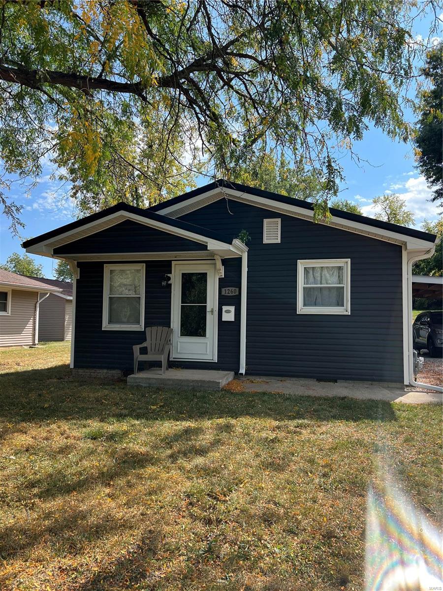 Residential for sale in Barry, Illinois, 23058473