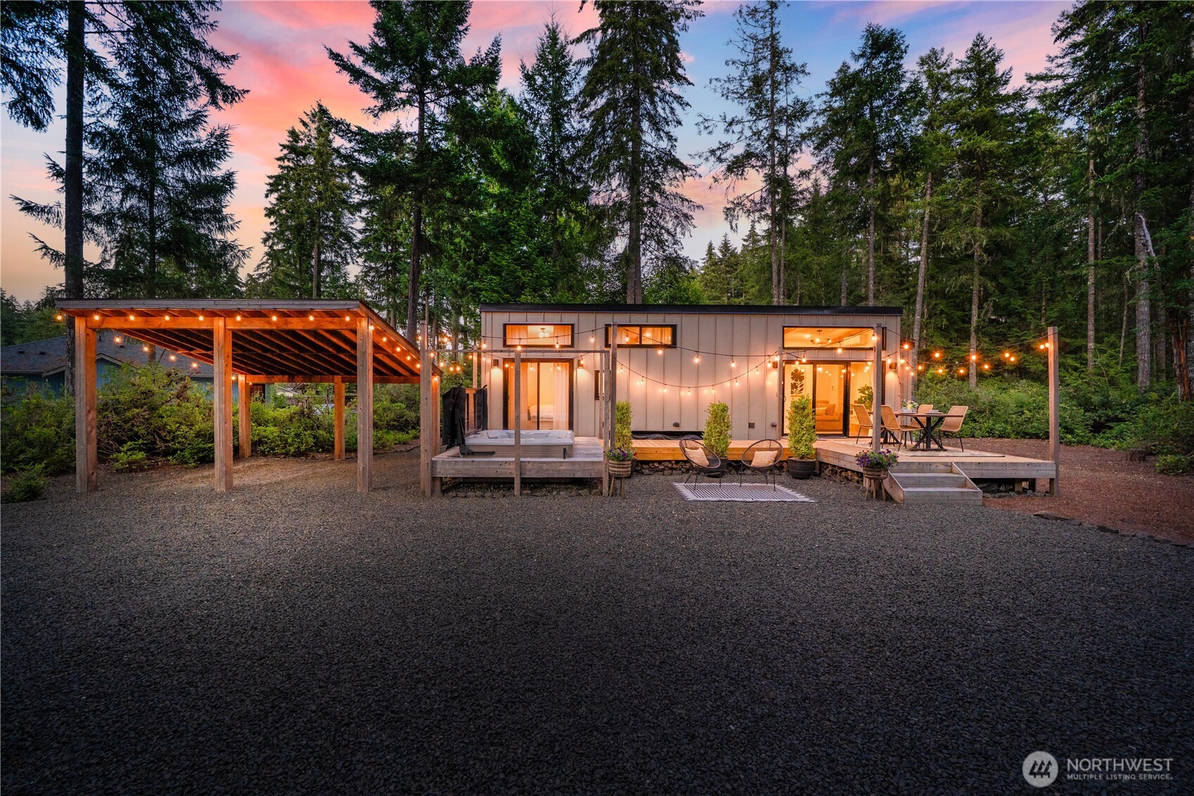 1431 E Phillips Lake Loop Road