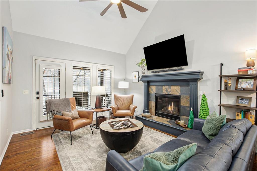 2105 NE 107th Terrace