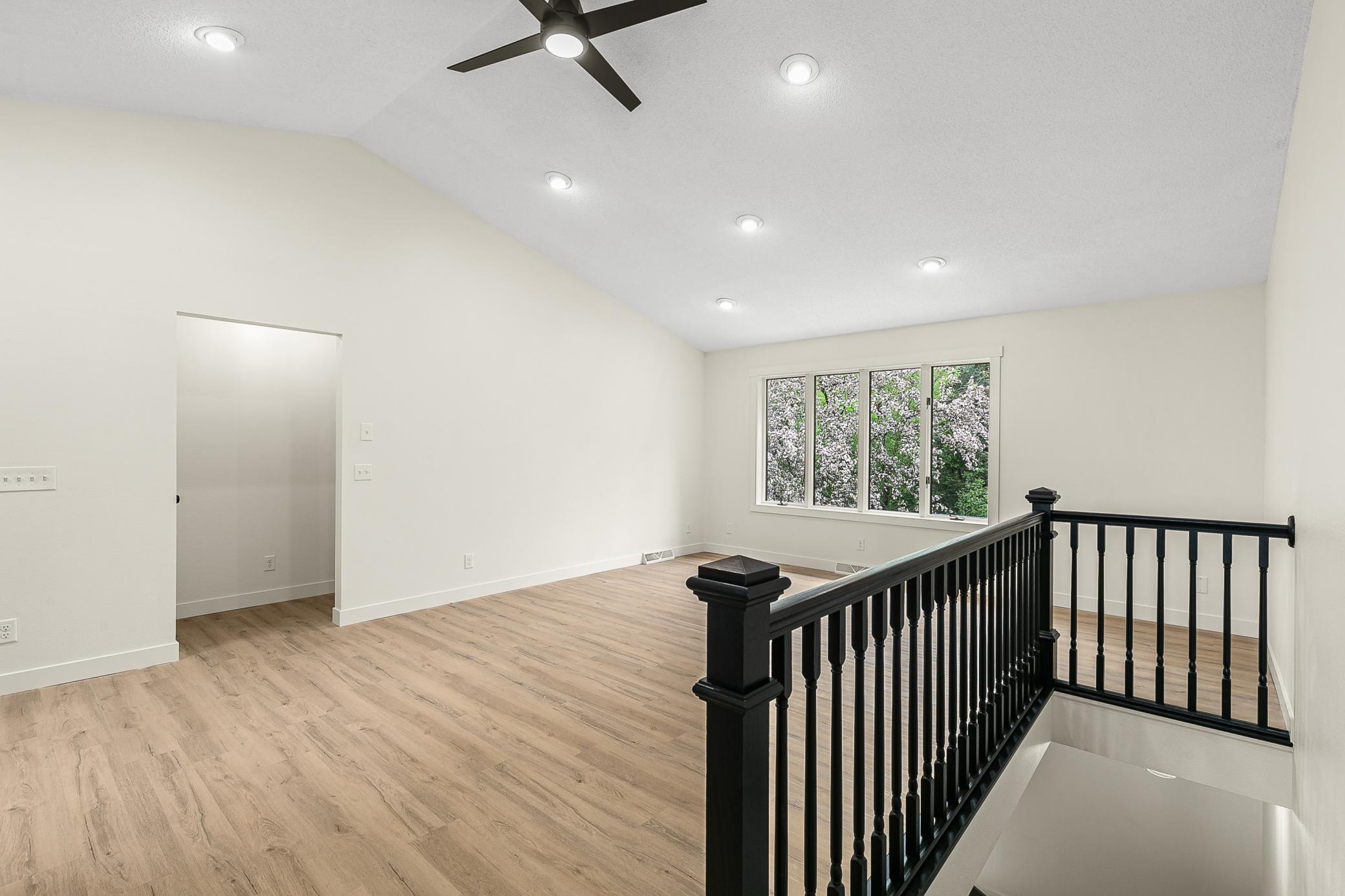 21846 Flagstone Court