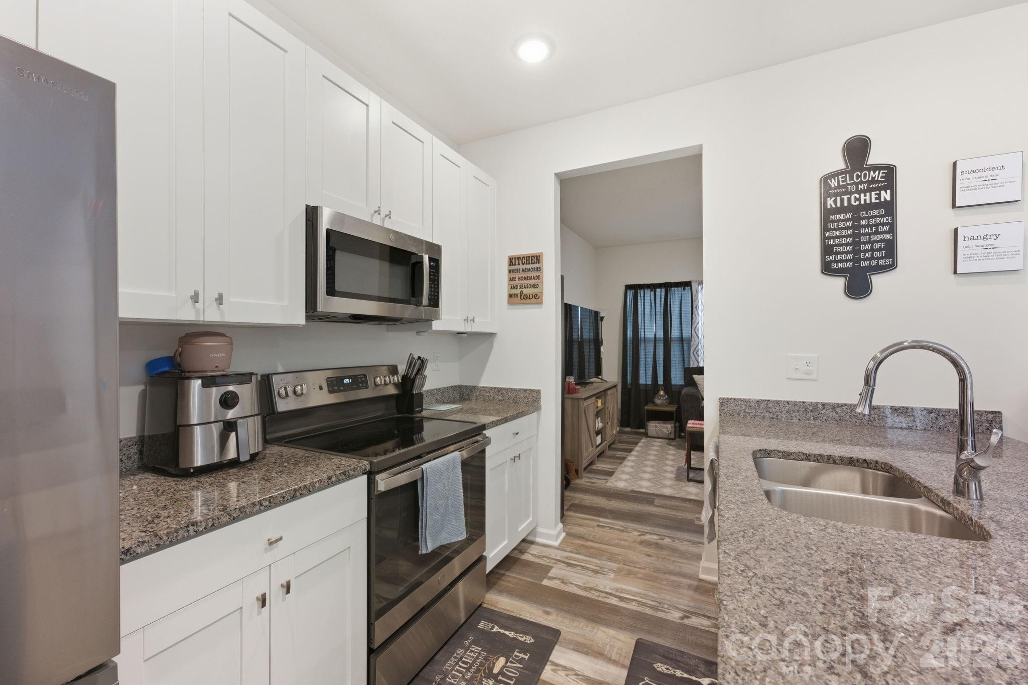 609 N Mulberry Street