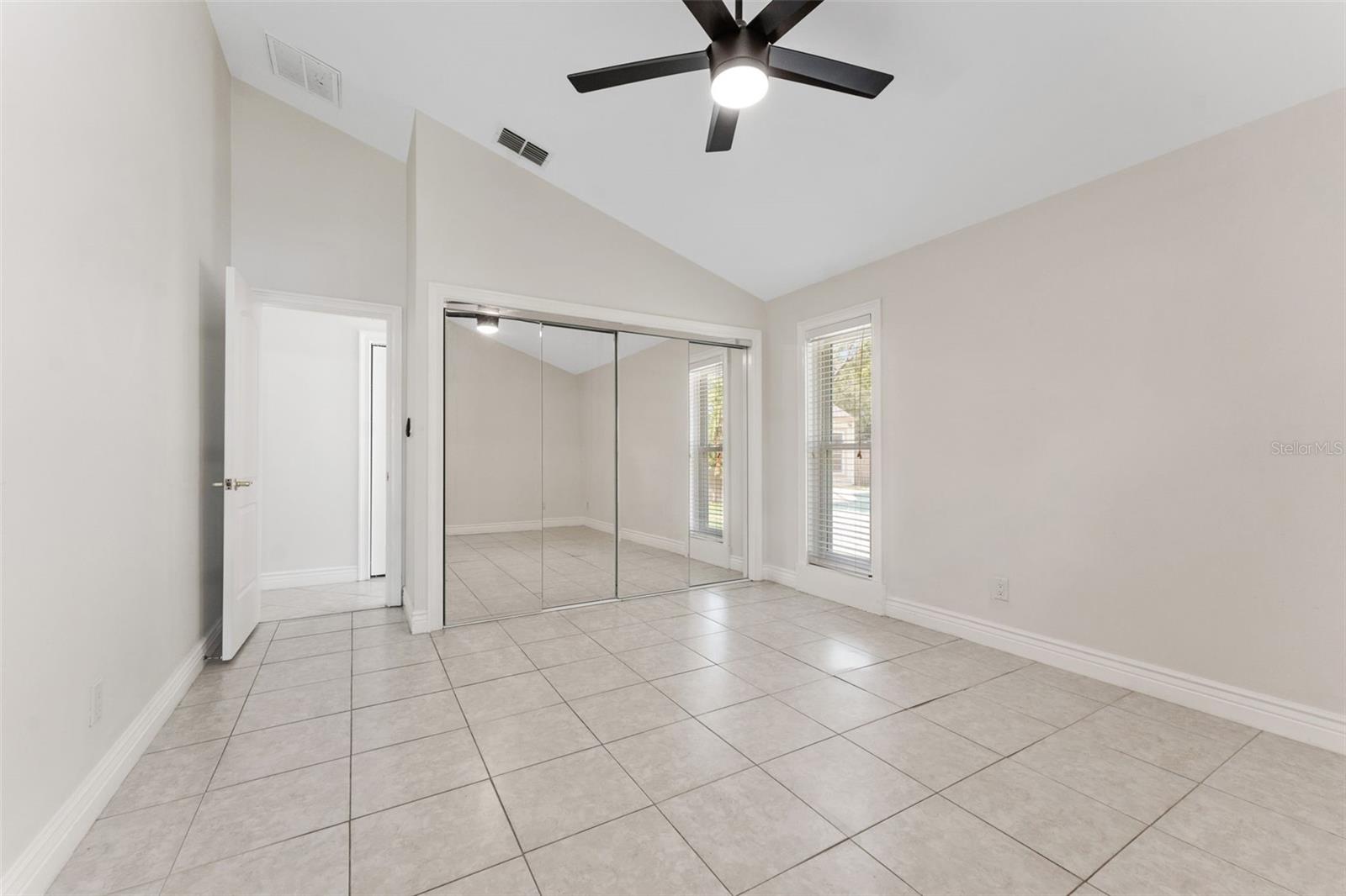 1591 Chestnut Court W