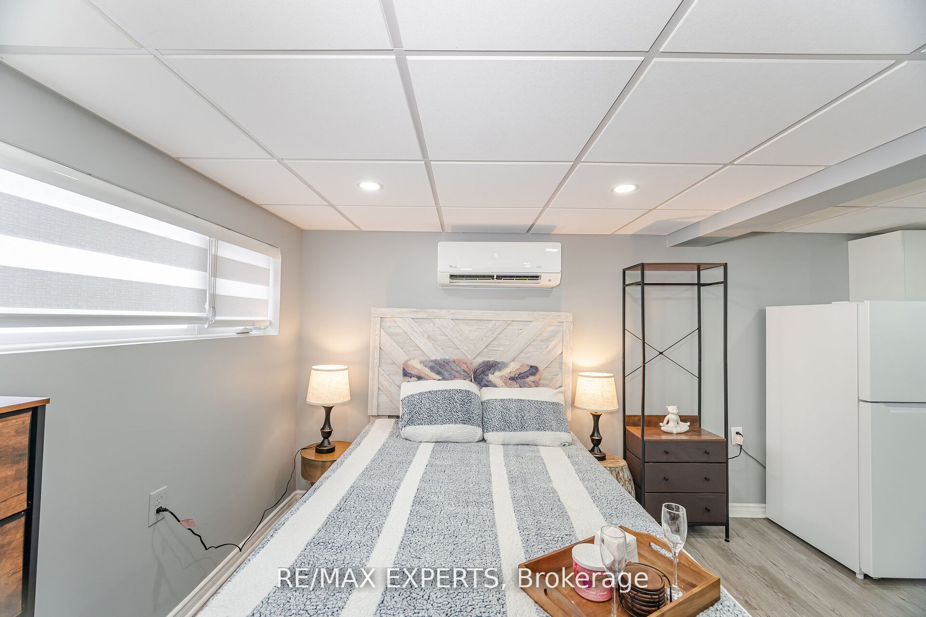 9 Grand River Crt