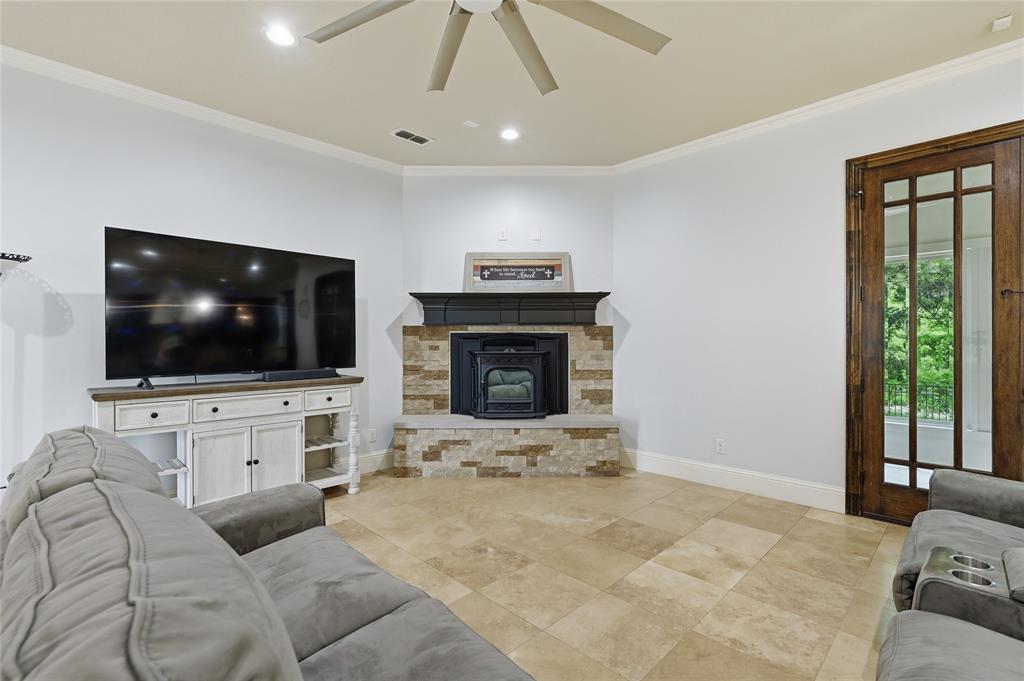 1611 Moreland Drive